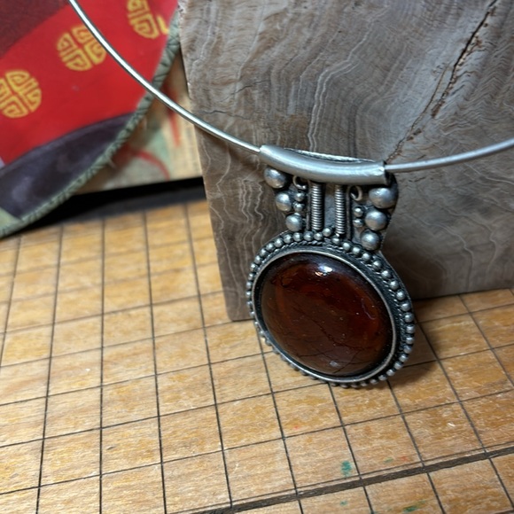 Rustic Artisan Medallion Collar Necklace 5.5”D Amber Glass Silver FlexibleTorque - Picture 9 of 12